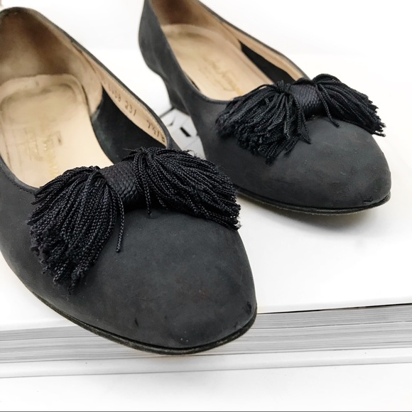 Vintage ferragamo suede tassel bow heels - Picture 3 of 6